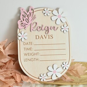 Panneau personnalisé pour faire-part de naissance de bébé, panneau de statistiques de naissance avec papillon, panneau en bois pour révéler le nom, panneau pour hôpital, cadeaux pour nouveau-né