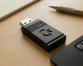 Commodore collection 64GB Retro Commodore/Amiga USB Drive | Batocera Linux Emulation + Archives | Beige A500, Jet Black CDTV, Dark Grey CD32