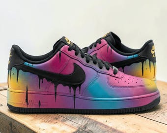 Sneakers AF1 personalizzate con effetto sfumato, scarpe colorate dipinte a mano con effetto sfumato, sneakers streetwear artistiche, design unico con effetto sfumato.
