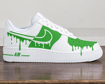 Handbemalte Grüne Tropfen Weiße AF1 Turnschuhe, benutzerdefinierte schmelzende Grüne Farbe AF1, personalisiertes Geschenk für Sie Für Ihn.