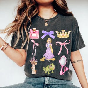 Shirt prinses meisje, T-shirt sprookjestoren, leuke outfit magisch kasteel, shirt koninklijk haarthema, topje kinderfeestje, cartoon kroon T-shirt