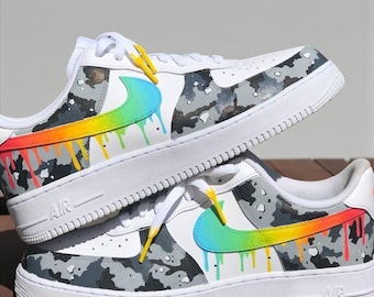 Zapatillas AF1 Camo Ombre Drip personalizadas, zapatillas con degradado de arcoíris pintadas a mano, regalo de ropa urbana único para él y ella.