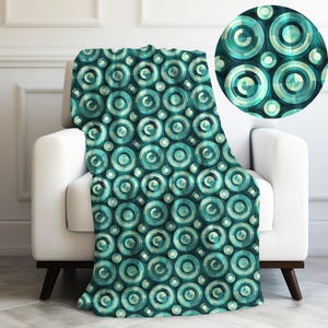Tropical Echoes of Layered Circles in Turquoise and Aqua Velveteen Plush Blanket 3 Sizes