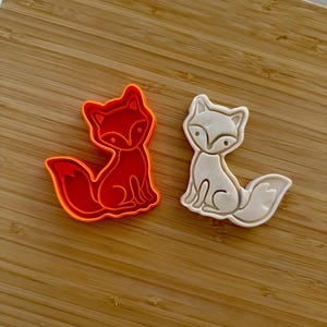 Fox Cookie Cutter Embosser Stamp, Woodland Fox Cookie Cutter, Clay Cutter, Fondant Cutter, Gift for Baker, Baby Shower, Animal Cookie Cutter