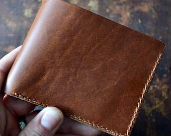 CygnusV2 in Horween Cavalier - Hand Stitched Bifold