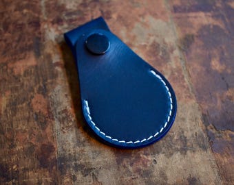 Horween Leather AirTag Holder – Handcrafted Minimalist Tracker Case