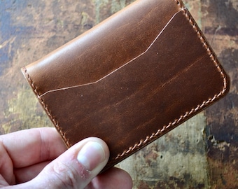 SparrowV2 in Horween Cavalier — Two-tone Hand-Stitched Vertical Bifold