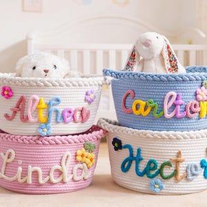 Cesta personalizada para bebé, cesta hecha a mano a medida, regalo para baby shower, cesta tejida con monograma, regalo con nombre del bebé, organizador de juguetes, regalo de Navidad para bebé