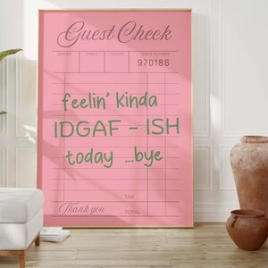 Stampa Sassy Guest Check / Decorazione murale Preppy Maximalist / Arte murale Sage Green Gallery / Dormitorio universitario / Estetica Preppy / Download digitale