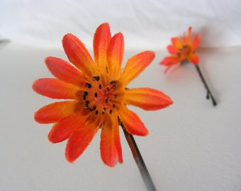 A pair of fire colored blossom DAISY clips - customizable on bobby pin, barrette, comb or alligator clip