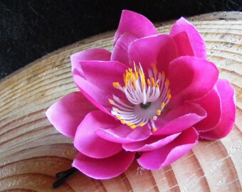 LOTUS lovers - magenta - customizable on bobby pin, barrette, comb or alligator clip