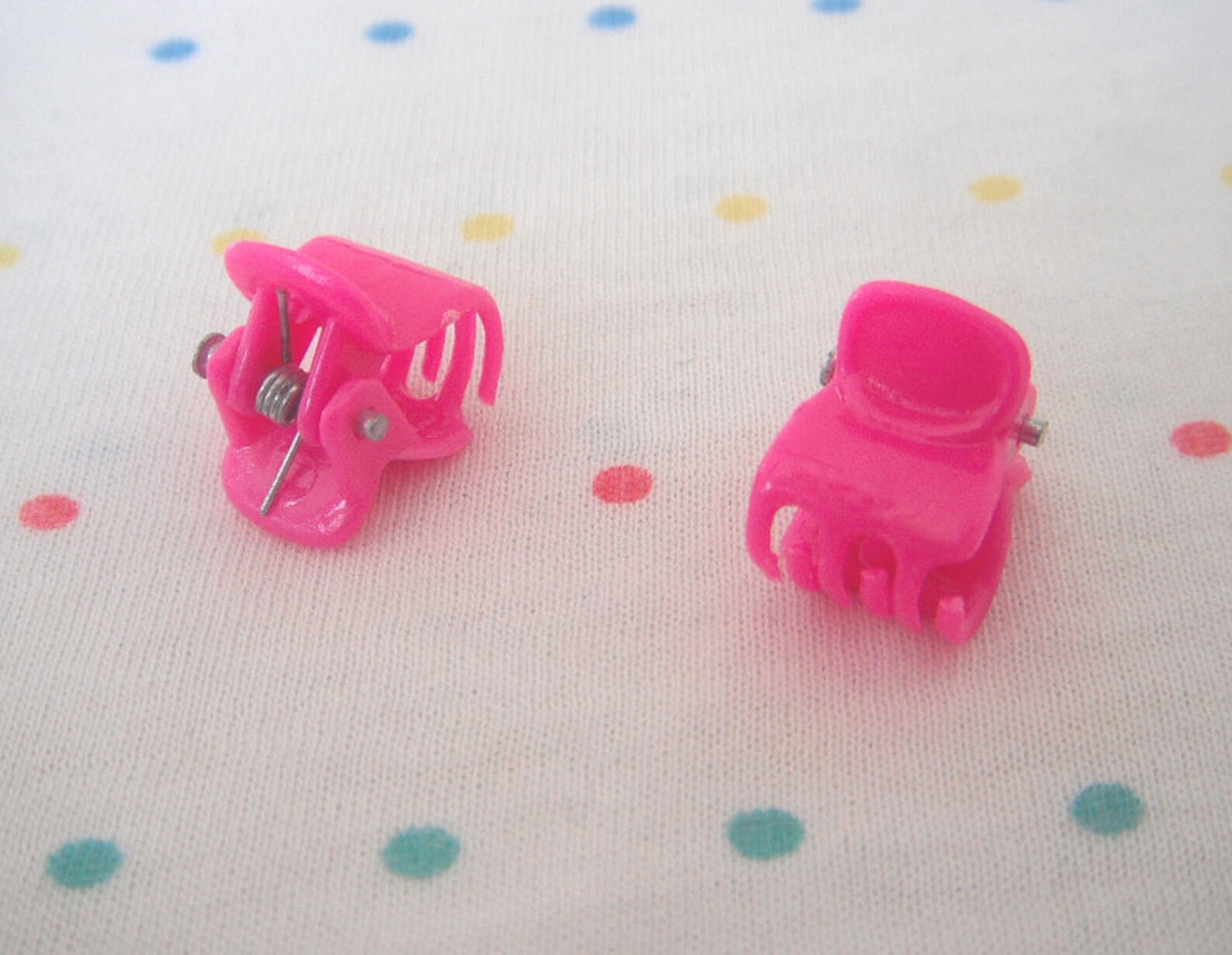 Tiny Hot Pink Plastic Claw Hair Clips Jaw Hair Clips 14 mm Etsy 日本