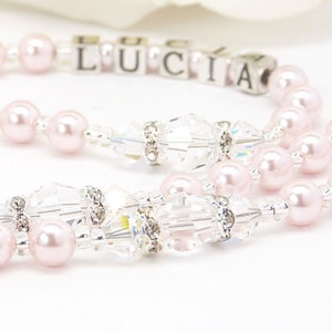 Rosario de bautismo personalizado con perlas rosas y cristales con cuentas de letras de plata de ley 925, idea de recuerdo para el bautismo de niñas