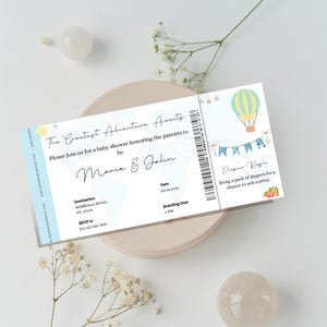 Invitación con tarjeta de embarque para baby shower La aventura te espera en color azul pastel, invitación con tarjeta de embarque, bebé en camino, rifa de pañales