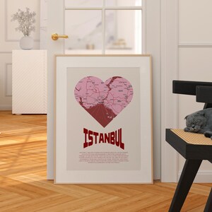 Personnalisable Célébrez la magie intemporelle d'Istanbul avec ce poster de carte d'Istanbul en forme de coeur - Cadeau parfait pour les amateurs de voyages et d'amour
