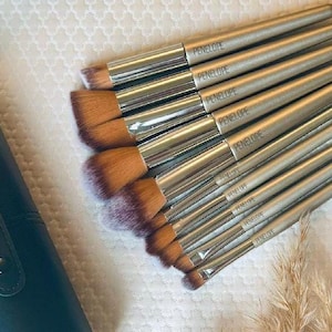 パーソナライズされたメイクブラシセット - オプションのキャリーケースとギフトボックス - Mua 誕生日 クリスマス