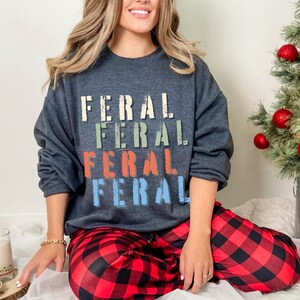 Unisex Feral Design Sweatshirt Cozy Nature-Inspired Pullover for Animal Lovers Unique Wildlife Jumper for Everyday Wear