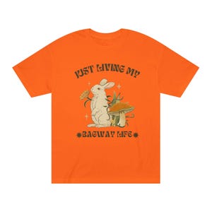 BAGWAY Retro Unisex Classic Tee, Casual Graphic Shirt, Vintage Style Top, Cool Gift for Teens, Street Style Apparel, Summer Fashion image 5