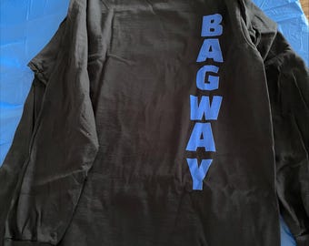 BAGWAY Vintage Textured Long Sleeve Tee, Unisex Graphic Tee, Vibrant Classic Tee, Famous Cotton Shirt, Retro Casual Top