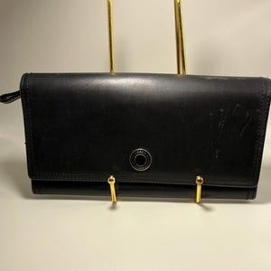 A HTF Vintage Rare Coach Y2k Black Leather Snap single fold long wallet