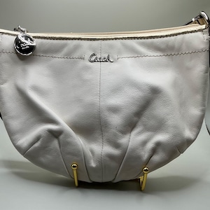 A Rare HTF Vintage Y2K Soft White Leather Small Coach Summer Style Light Handbag