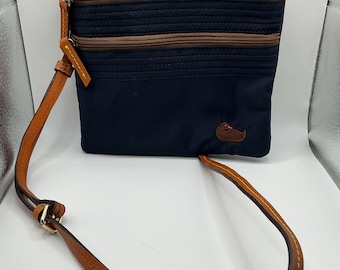 Vintage Triple Zip Navy Nylon Solid Print HTF Rare Dooney & Bourne Crossbody Bag
