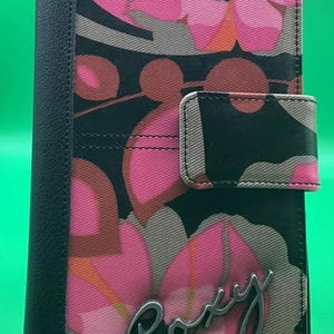 Uma carteira de viagem colorida Roxy Vintage Y2K muito rara com porta-passaporte