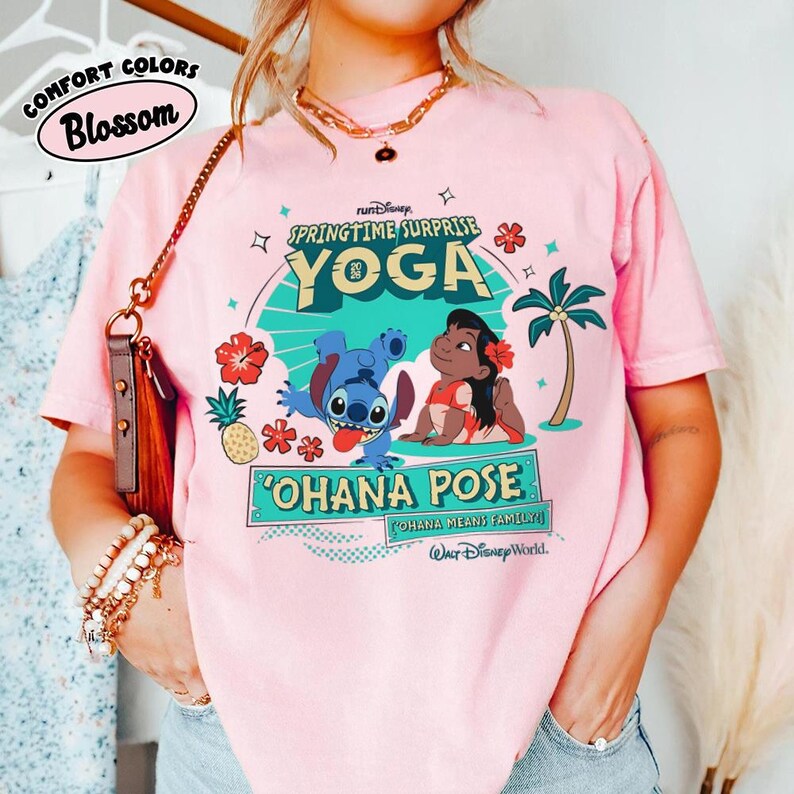 RunDisney Springtime Surprise Yoga Shirt 2026, Lilo and Stitch Ohana Pose Yoga Tee, Walt Disney World Event T-Shirt bild 7