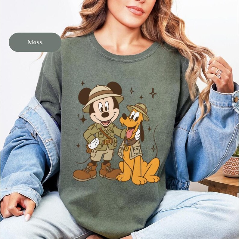 Mickey Mouse and Pluto Safari Hat Shirt, Disney Animal Kingdom Trip T-shirt immagine 8