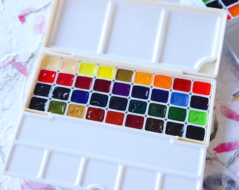 Schmincke Horadam Watercolor Paint-Upgraded! – 36 Colors, Travel Pans-1ml