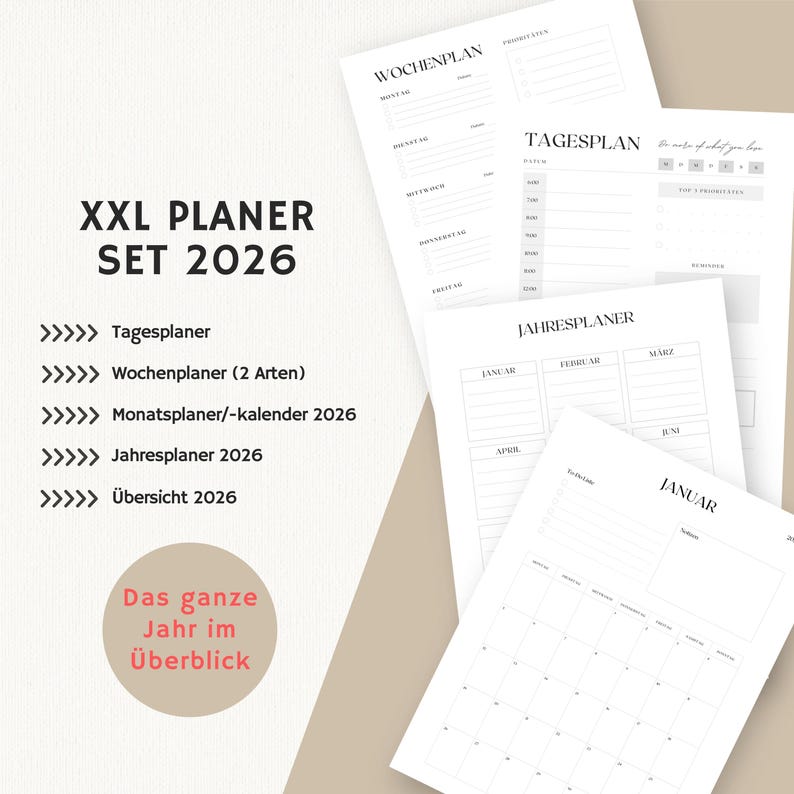 Pu&ograve; includere: Un set di pagine di pianificazione non datate, con layout giornalieri, settimanali, mensili e annuali. Il testo "XXL PLANER SET 2026" &egrave; visibile. Le pagine sono bianche con testo nero, su uno sfondo neutro.