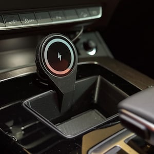 Phone Charger Mount for Audi Q5 / SQ5  / A5 B9.5 (2020+), compatible iPhone and Android.