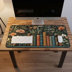 Blumen Bücherregal Schreibtischmatte: Bookish Cottagecore Maus Pad