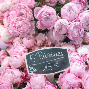 Parispionfotografi - Pionförsäljaren, Vertikal Stor Väggkonst, Resefotografi, Blommig Fransk Heminredning bild 2
