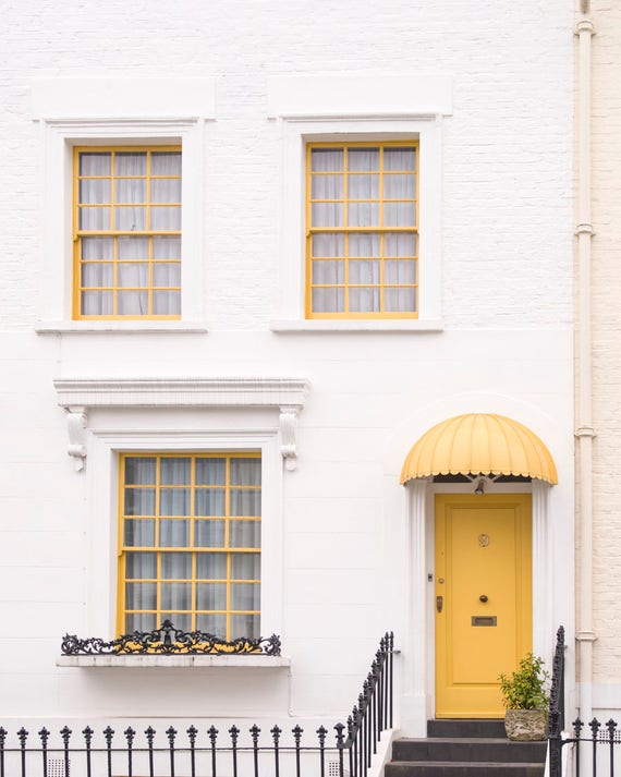 London Photography - the Yellow Door, Colored House in Notting