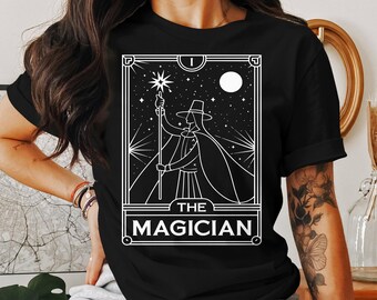 Camiseta de la Carta del Tarot del Mago: Camiseta unisex de ocultismo celestial