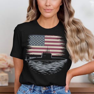 Vintage American Flag Submarine Design T-Shirt, Navy Submarine Graphic Tee, Patriotic USA Military Shirt, Nautical Themed T-Shirt