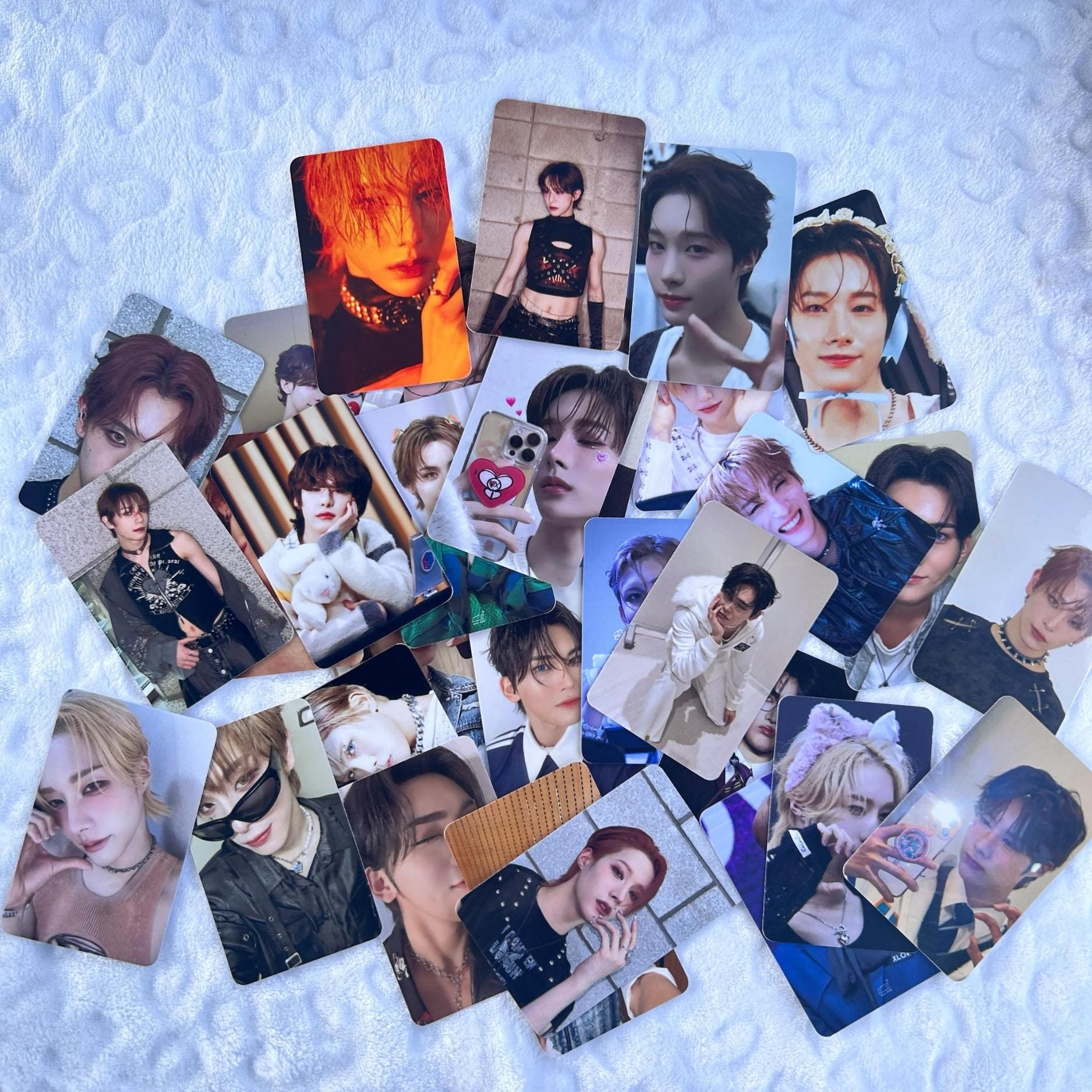 XLOV Photocards Pack K-pop Unofficial Photos - Etsy