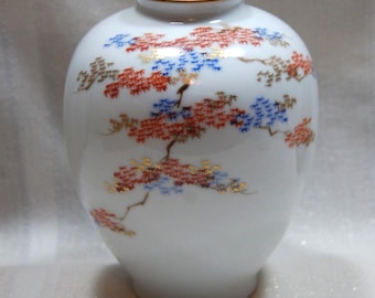Fukagawa Hand Painted Porcelain Vase Red Blue Gold Maple Leaves 6 Arita Japan