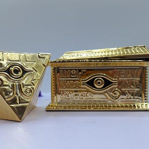 Sarcófago e quebra-cabeça Yu-Gi-Oh! Millennium impressos em 3D em resina (galvanizado) com pintura dourada, estilo vintage, para exibição em mesa, ideal para jogos de cartas colecionáveis (TCG).