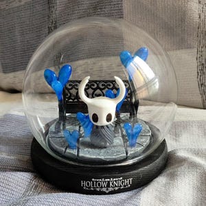 3D Printed resin figure Hollow Knight The Knight Snow Ball Collectible gaming room office desk decor Hornet wall art fan personalized gift