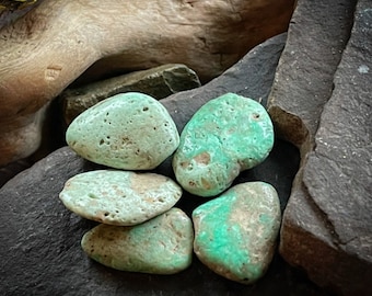 Natural Variscite Crystal Green Healing Stone Pocket Crystals Heart Chakra Stone Crystal Grid Meditation Crystal Raw Gems