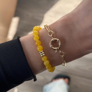 黄色の繊細なビーズブレスレット、ビーズブレスレット、シンプルな