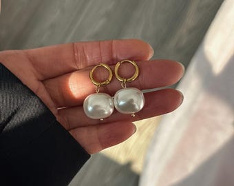 Timeless Pearl Dangle Earrings, Minimalist Large Pearl Earrings, Wedding Pearl Earrings, Dainty Pearl Jewellery for Women, Gift for Her