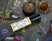 Pumpkin perfume,  Majickal Moon, perfume oil, perfume spray, herb, essential oil, lavender perfume, gourmand perfume, Melodieperfumes