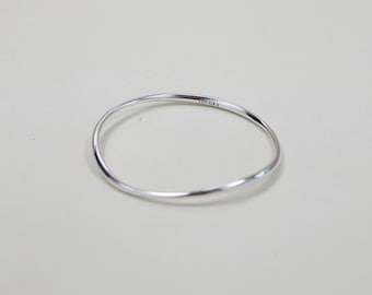 PANDORA Essence Organische Form Armreif Armband