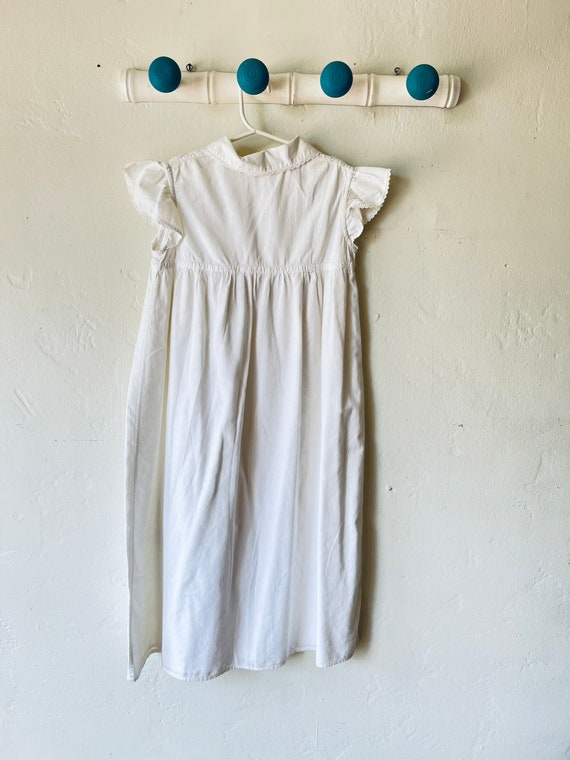 Vintage white cotton girls dress - image 5