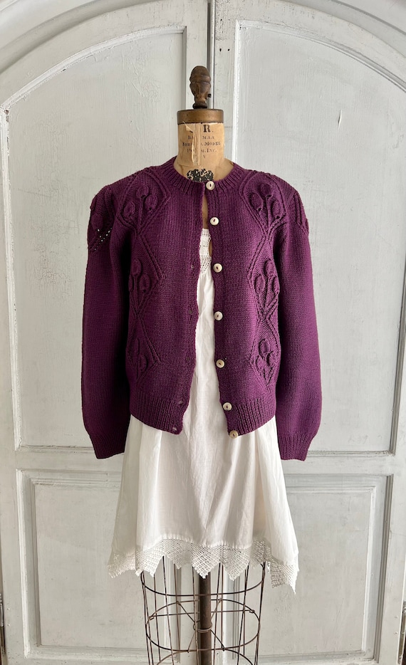 Vintage hand knit wool Gem