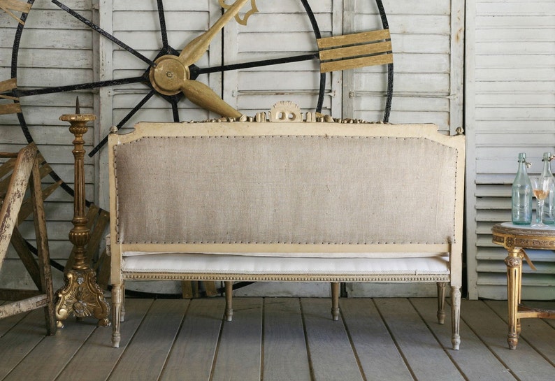 luxe Louis XVI settee image 2