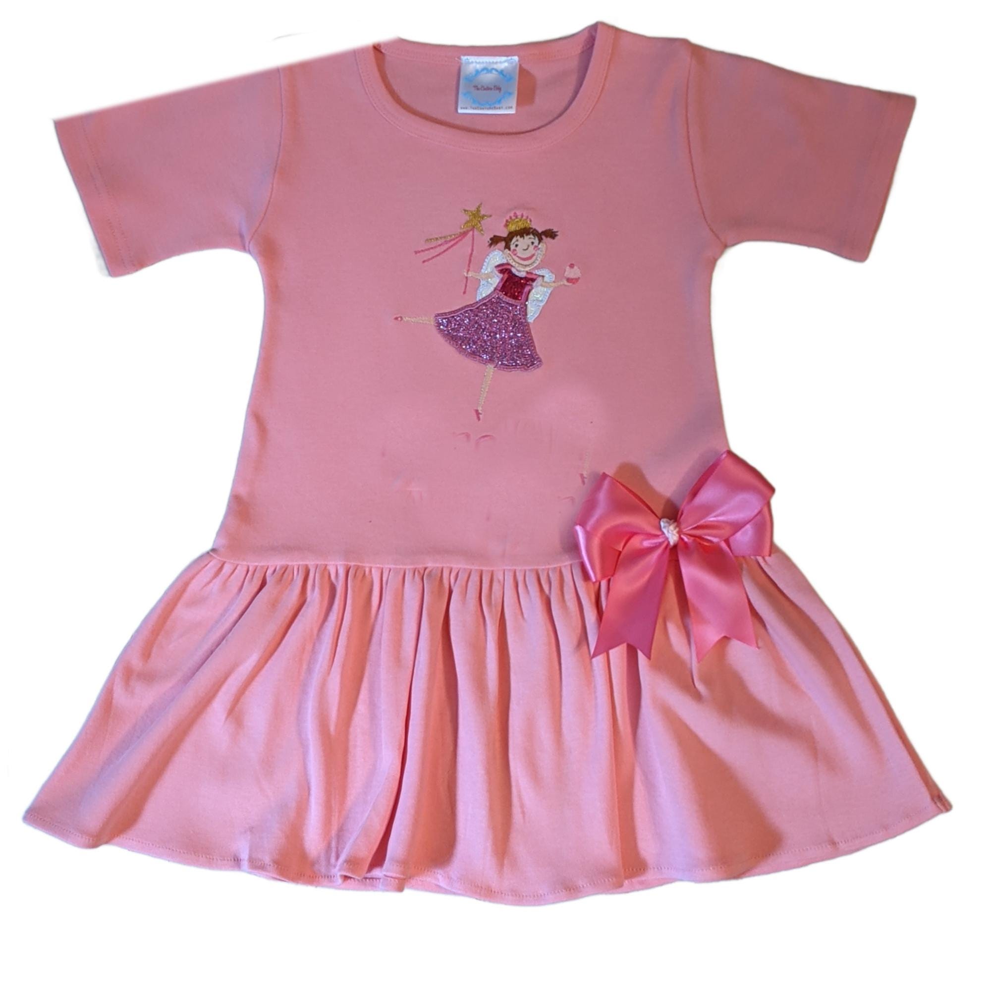 pinkalicious party dress This pinkerbelle is ready for Halloween magic! Her costume is cutealicious from head to toe! Have you made your very own Pinkalicious costume yet?